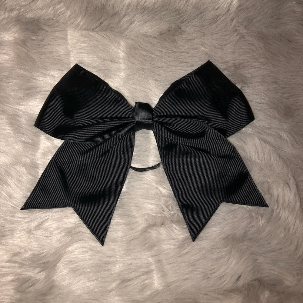 Black cheer bow